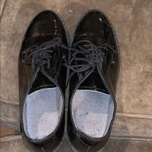 Men’s dress shoes